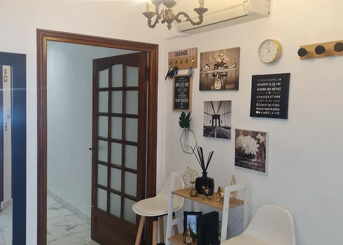 Ferienhaus Maison De Village Authentique Du 19e Siecle Centre Historique De Proche Plages Authentic 19th Century Historic Center Near Beaches *